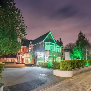 Hotel Grovefield Manor
