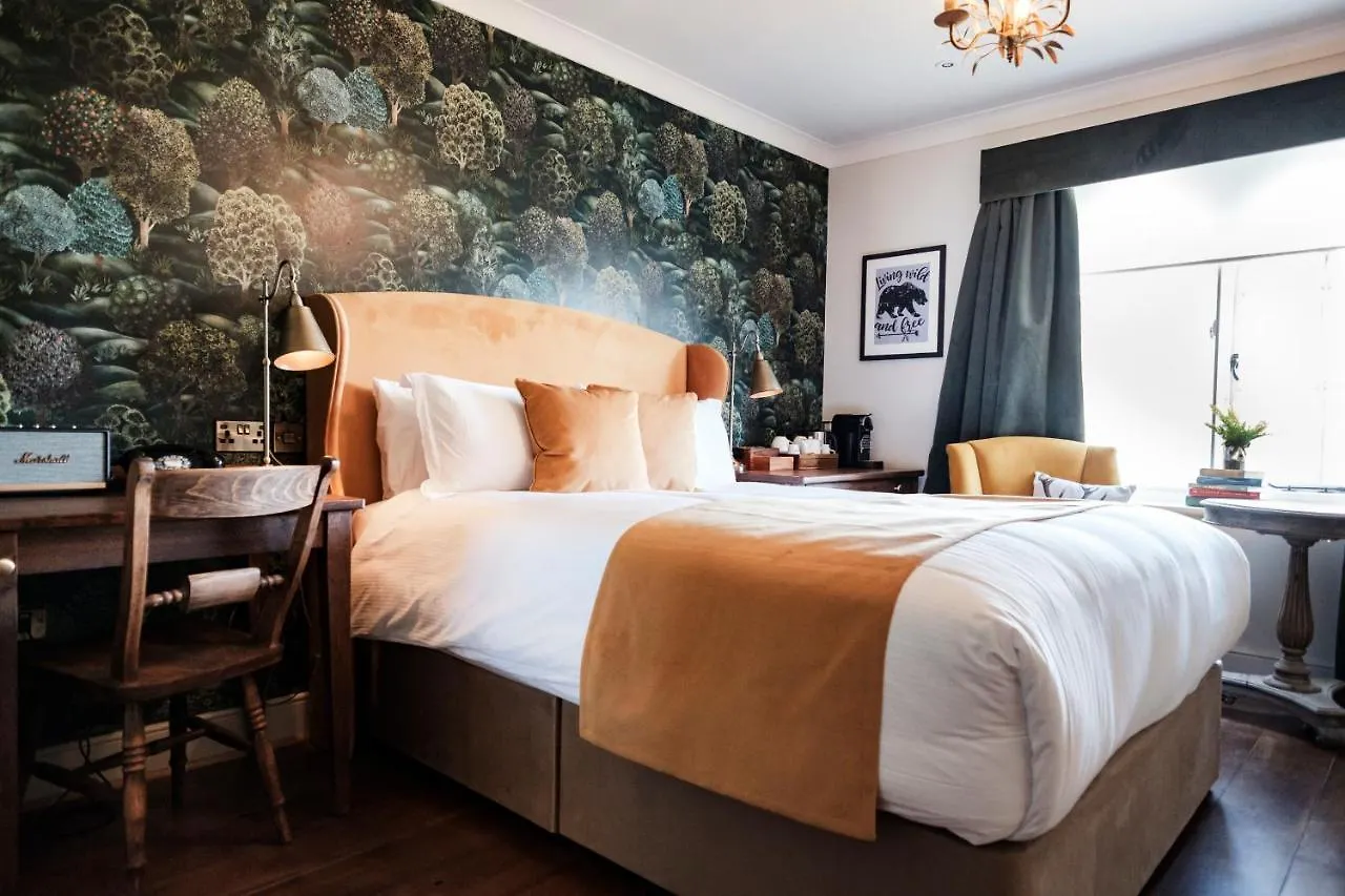 Bear Of Burton Hotel Christchurch